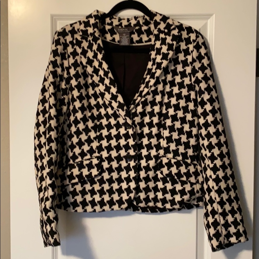 Houndstooth blazer
